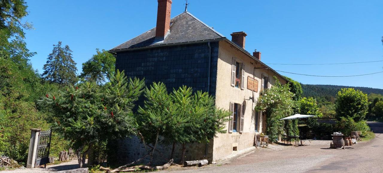 Chambres D'Hotes A L'Etang D'Yonne Arleuf Exterior photo
