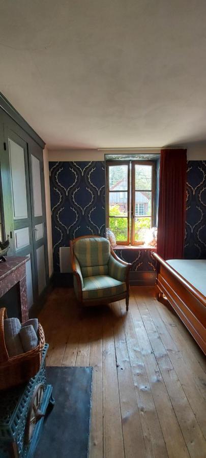 Chambres D'Hotes A L'Etang D'Yonne Arleuf Exterior photo